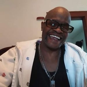 Meet your Posher, Adrian